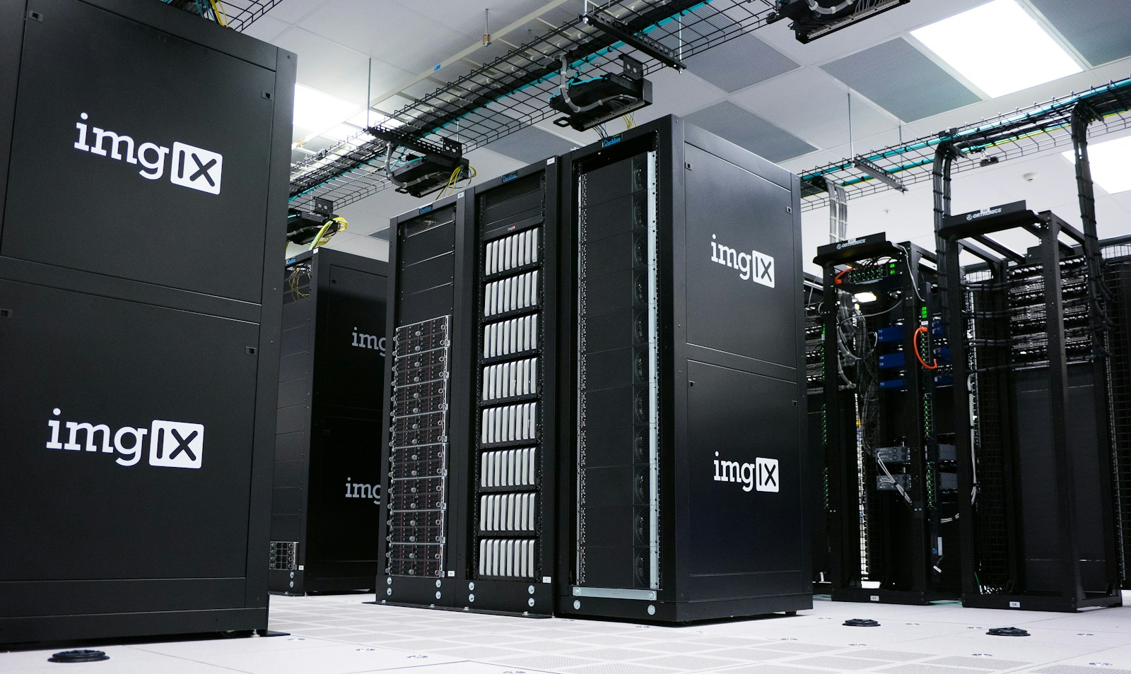 Modern data center server infrastructure